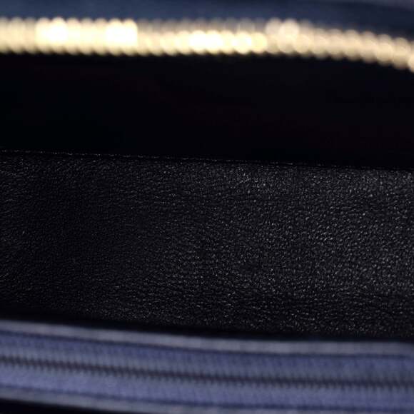 Chanel Filigree Vanity Case Quilted #205655C40B - Picture 5 of 6